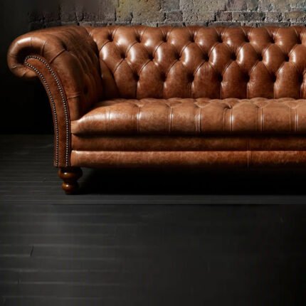 Saddle Chesterfield Sofa 1
